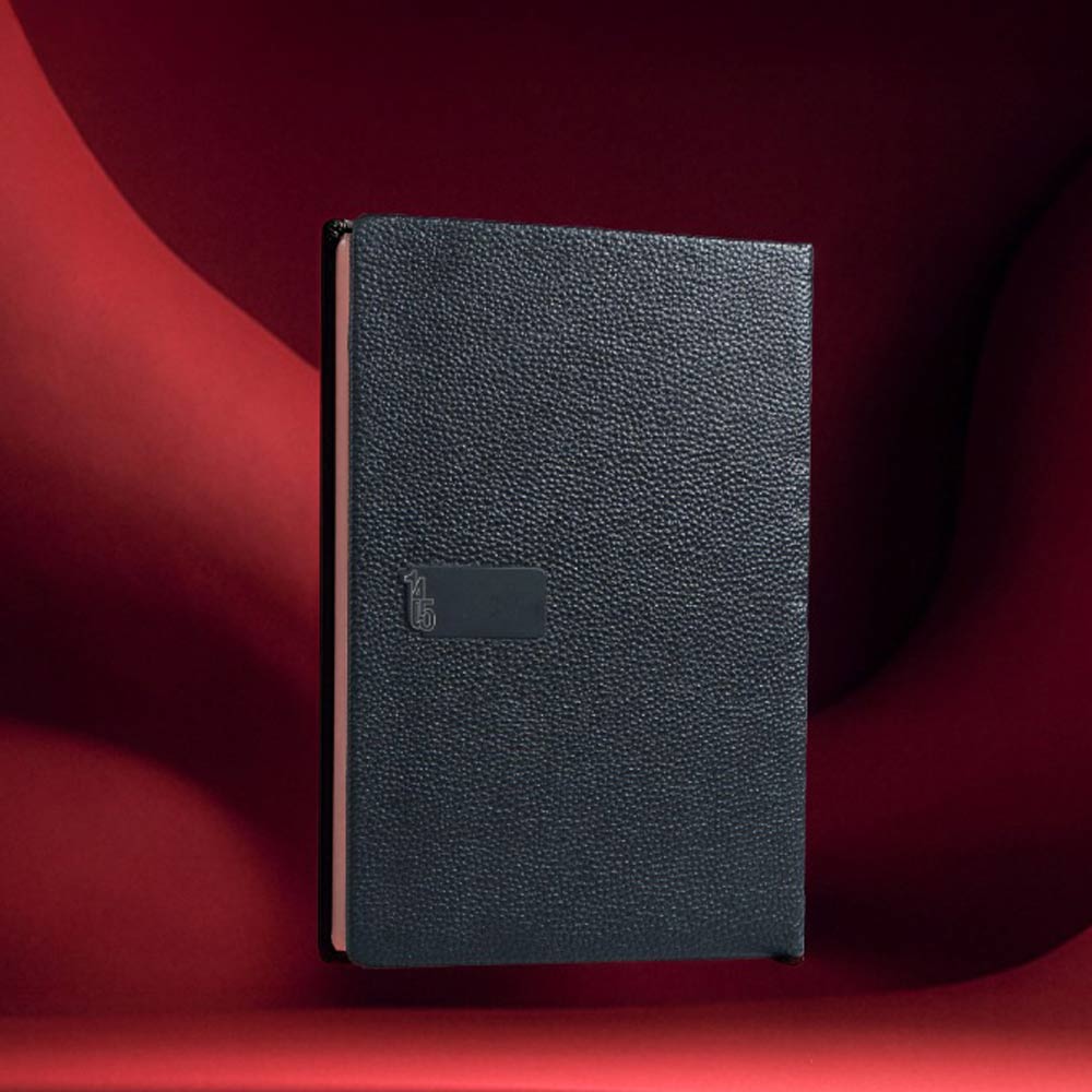 سالنامه وزیری 1405 آپادانا کد 37 چرم شرانگ