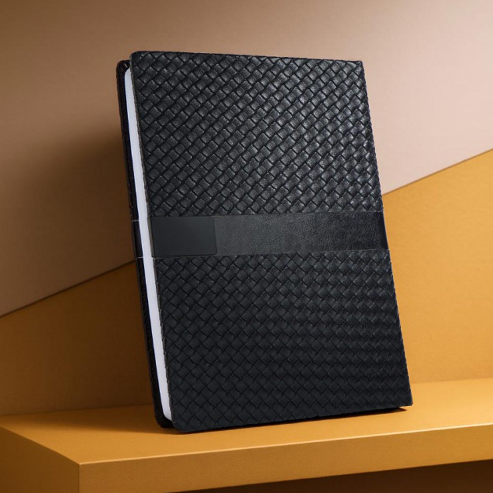 سالنامه وزیری 1405 آپادانا کد 41 چرم سه تکه